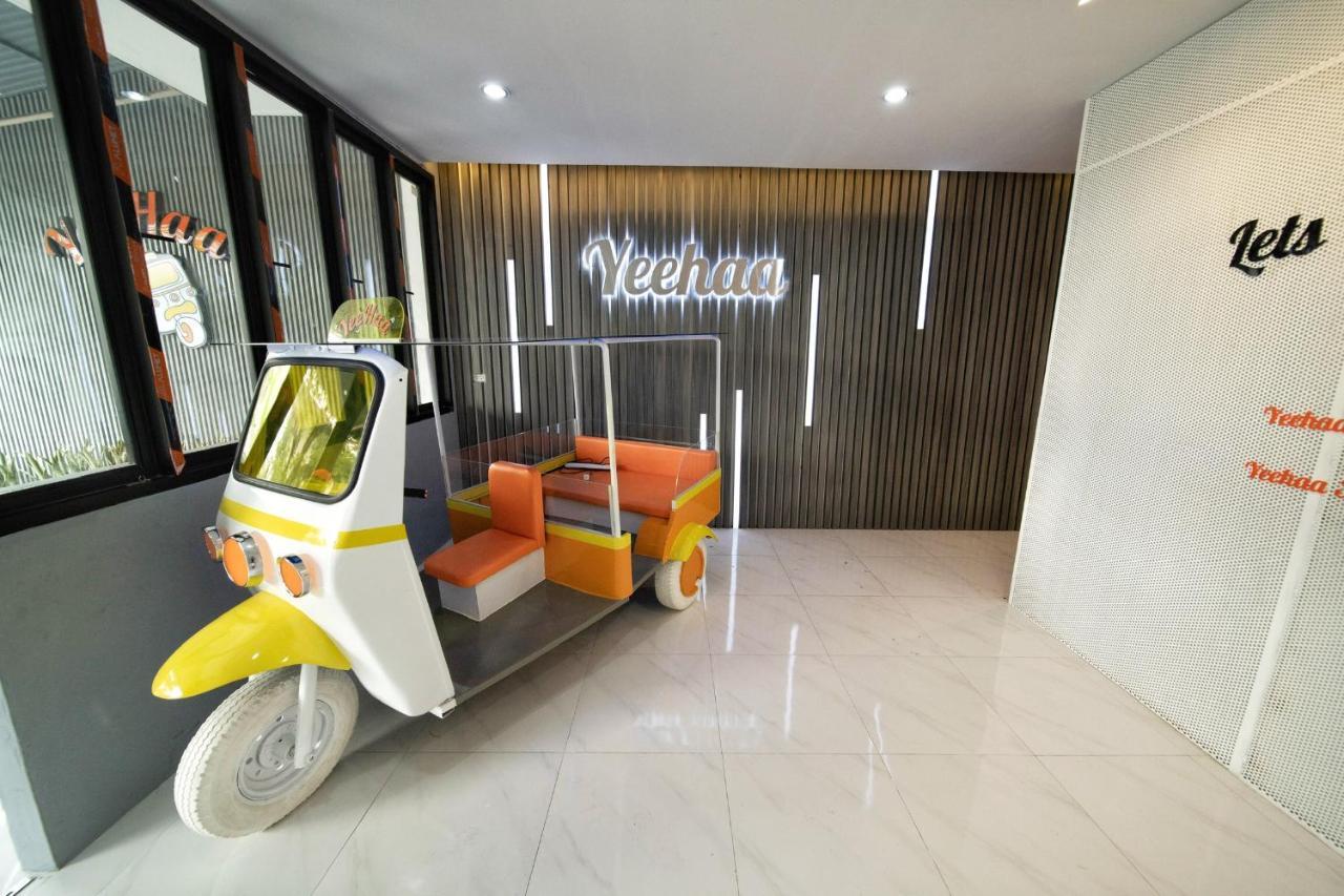 Yeehaa Bangsue Aparthotel Bangkok Exterior photo